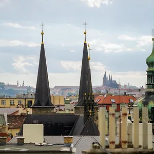 Szálloda Rooftop Planet