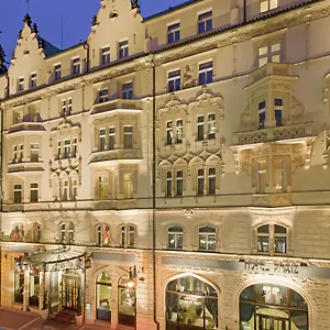 Paris Hotell
